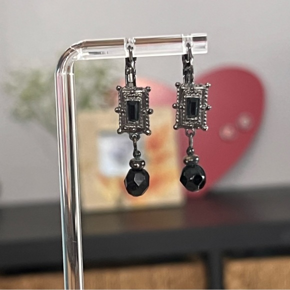 Hanging Leverback Earrings by 1928 Zinc with Black Stones Pierced Ears - Picture 1 of 7